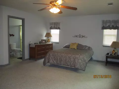 445 Yolla Bolly Trl, Redding, CA 96003 photo 8