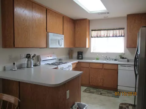 445 Yolla Bolly Trl, Redding, CA 96003 photo 4