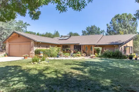 16168 Montgomery Ranch Rd, Redding, CA 96001 photo 1