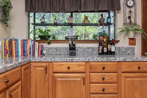 16168 Montgomery Ranch Rd, Redding, CA 96001 photo 16