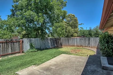 2835 Regal Ave, Redding, CA 96002 photo 30