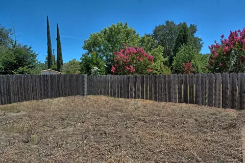 2835 Regal Ave, Redding, CA 96002 photo 25