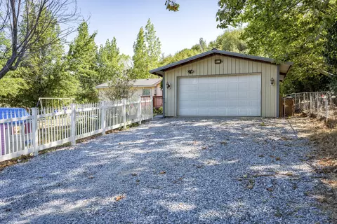 22142 Ravine Ct, Redding, CA 96003 photo 23
