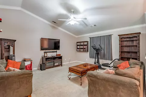 2692 Pendant Way, Redding, CA 96001 photo 8