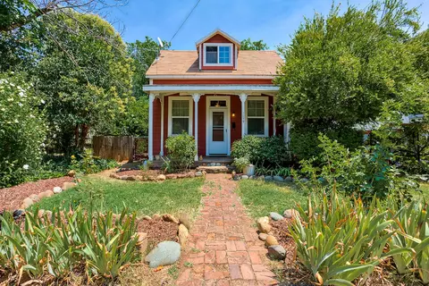 1059 Pine St, Redding, CA 96001 photo 1