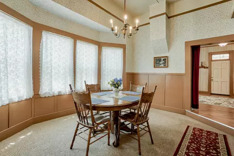 1059 Pine St, Redding, CA 96001 photo 5