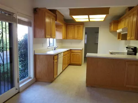 2706 Freebridge St, Redding, CA 96001 photo 16