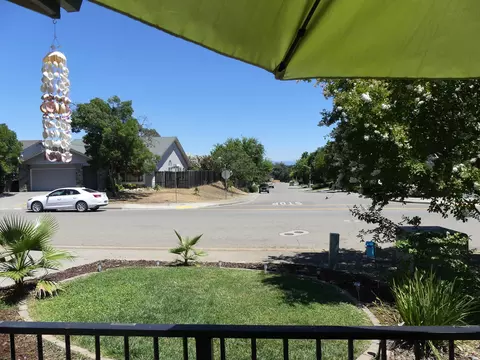 2588 Yana Ave, Redding, CA 96002 photo 2