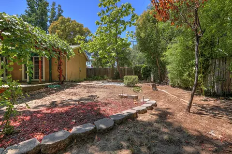 172 Oleander Cir, Redding, CA 96001 photo 46