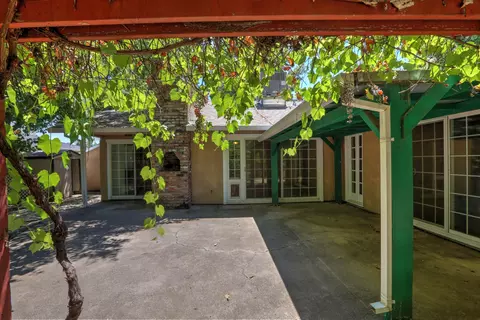 172 Oleander Cir, Redding, CA 96001 photo 43
