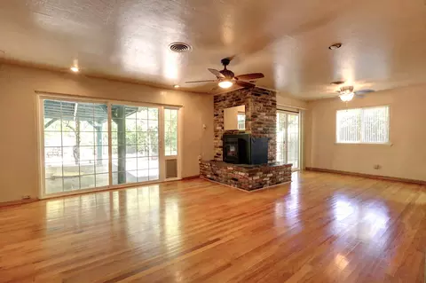 172 Oleander Cir, Redding, CA 96001 photo 10
