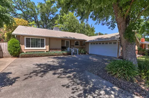 172 Oleander Cir, Redding, CA 96001 photo 8