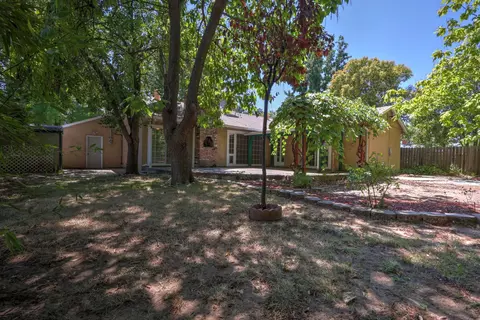 172 Oleander Cir, Redding, CA 96001 photo 40