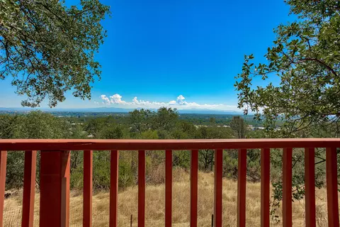 3515 Hillcrest St, Redding, CA 96001 photo 6