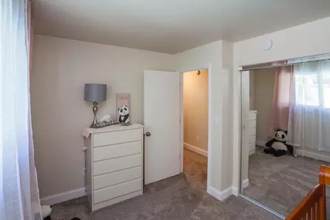 3640 Summit Dr, Redding, CA 96001 photo 17