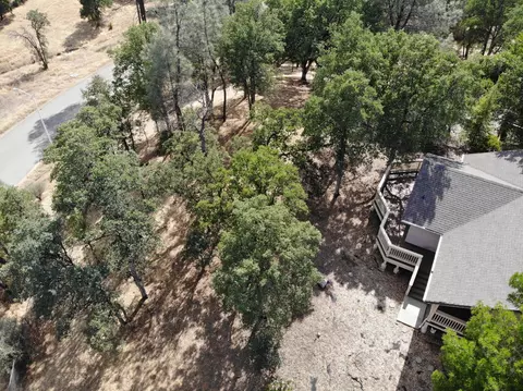 435 Franciscan Trl, Redding, CA 96003 photo 5