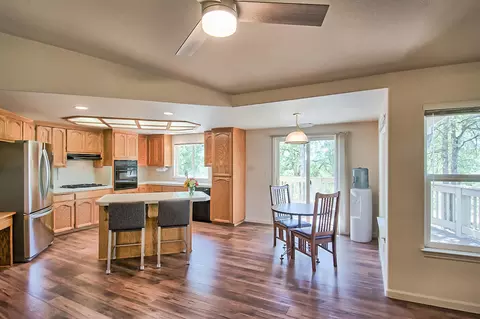 435 Franciscan Trl, Redding, CA 96003 photo 17