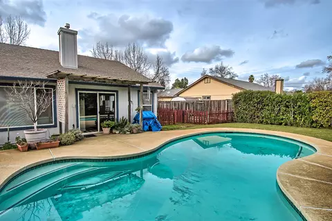 4057 Bowyer Blvd, Redding, CA 96002 photo 4