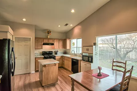 4057 Bowyer Blvd, Redding, CA 96002 photo 8