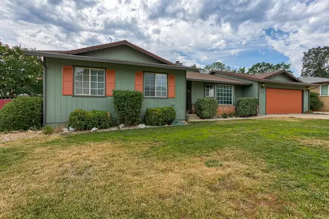 2639 Ivy Hill Dr, Redding, CA 96002 photo 3