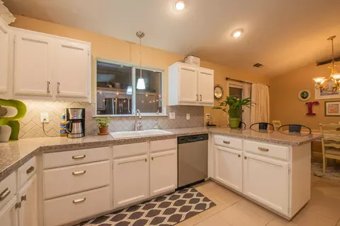 1590 Purple Way, Redding, CA 96003 photo 15