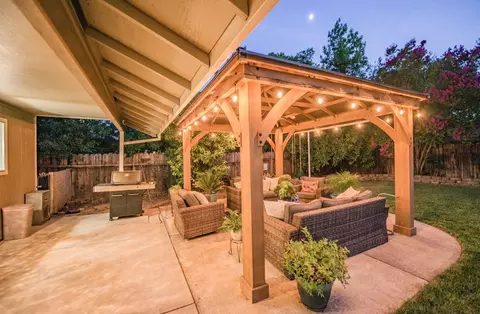 1590 Purple Way, Redding, CA 96003 photo 7