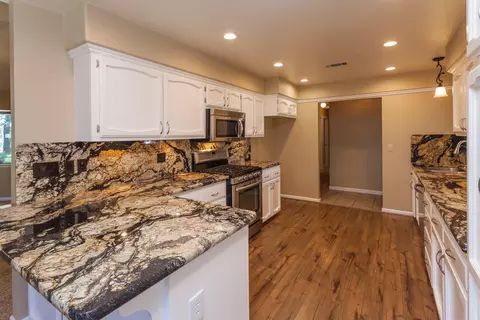 3155 Barrel Ct, Redding, CA 96001 photo 11