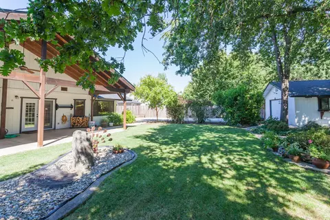 3155 Barrel Ct, Redding, CA 96001 photo 34