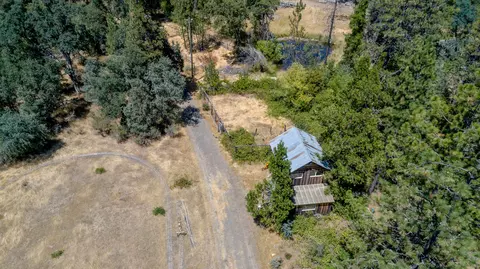 16992 Phillips Rd, Oak Run, CA 96069 photo 27
