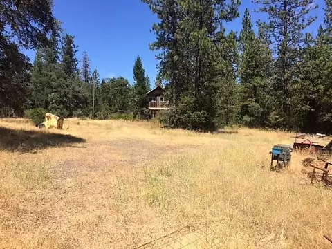 16992 Phillips Rd, Oak Run, CA 96069 photo 3
