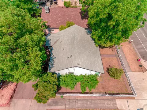 905 Parkview Ave, Redding, CA 96001 photo 24