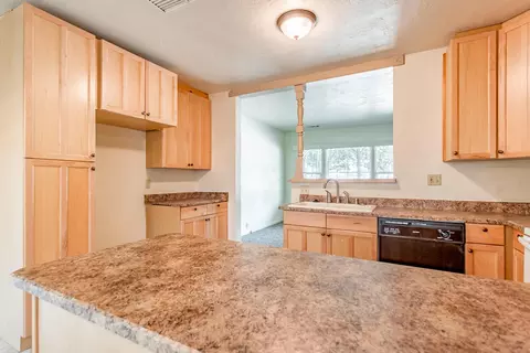 905 Parkview Ave, Redding, CA 96001 photo 7