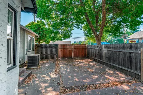 905 Parkview Ave, Redding, CA 96001 photo 23