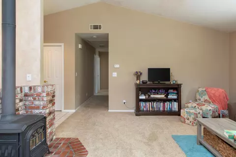 1179 Edgewood Dr, Redding, CA 96003 photo 13