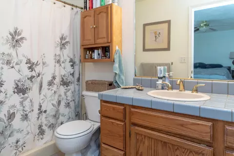 1179 Edgewood Dr, Redding, CA 96003 photo 17