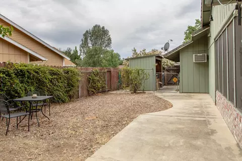 1179 Edgewood Dr, Redding, CA 96003 photo 28