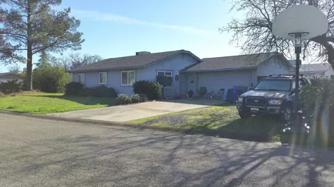 4279 White River Ct, Redding, CA 96003 photo 2