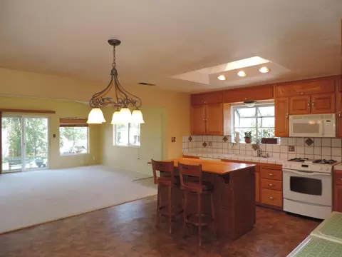 20568 Hudson St, Burney, CA 96013 photo 10