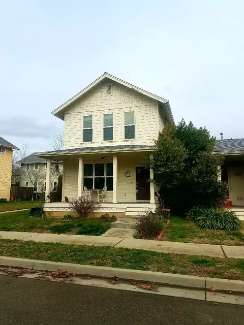 840 Kite Ln, Redding, CA 96001 photo 1