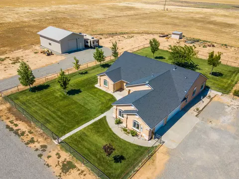 11535 Wilder Rd, Red Bluff, CA 96080 photo 3