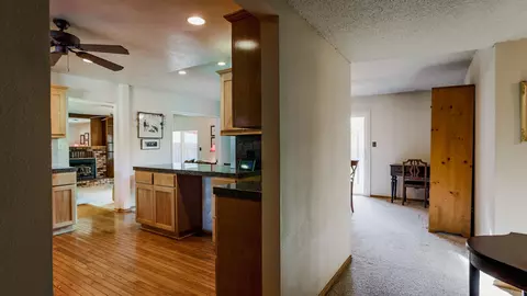 1803 Manchester Dr, Redding, CA 96002 photo 5