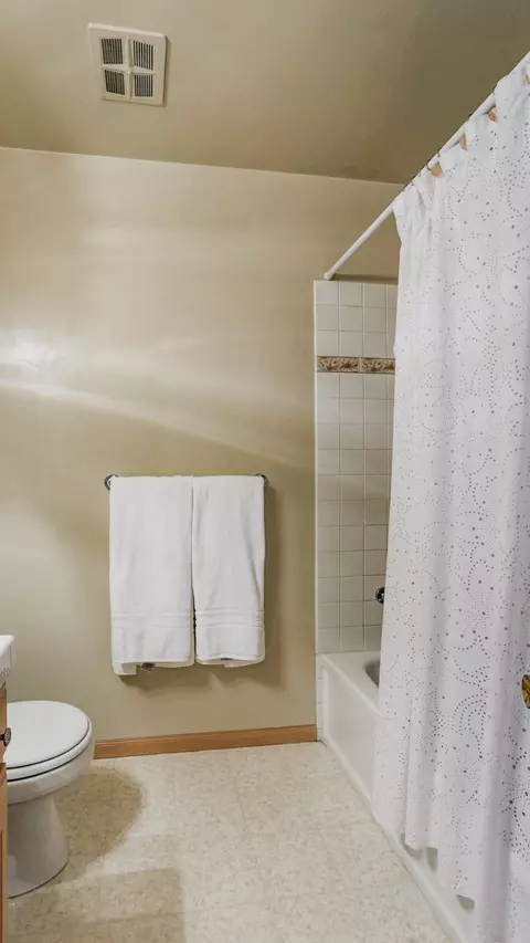 1803 Manchester Dr, Redding, CA 96002 photo 16