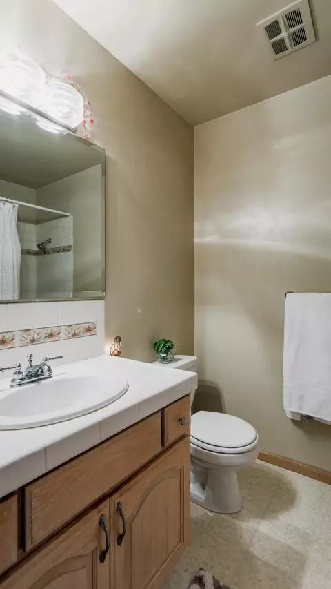 1803 Manchester Dr, Redding, CA 96002 photo 15