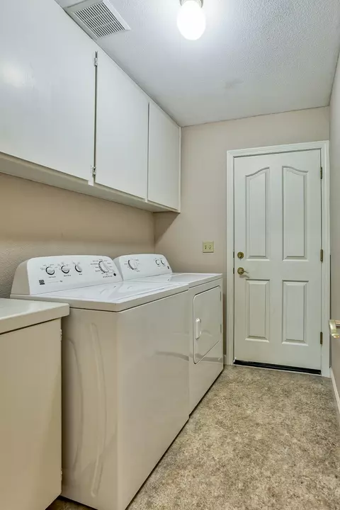 1429 White Water Cir, Redding, CA 96003 photo 37