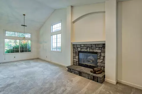 1429 White Water Cir, Redding, CA 96003 photo 11