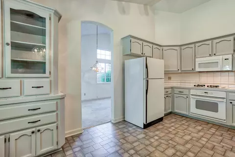 1429 White Water Cir, Redding, CA 96003 photo 16
