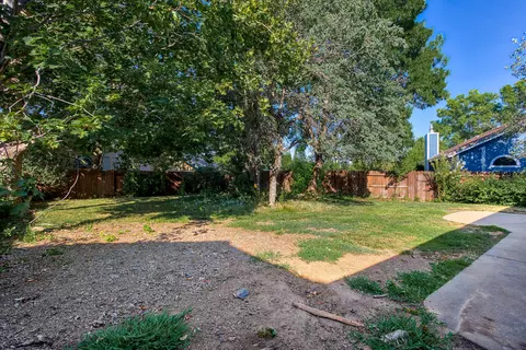 1429 White Water Cir, Redding, CA 96003 photo 44