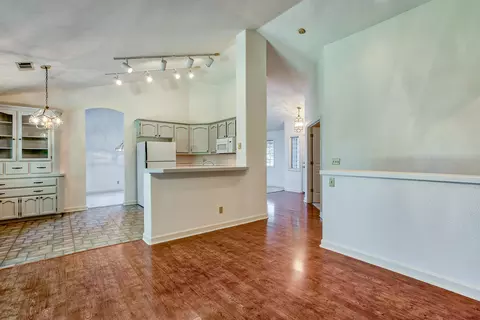 1429 White Water Cir, Redding, CA 96003 photo 19