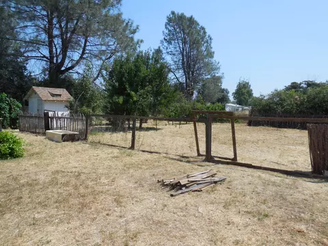 5231 Dino Dr, Anderson, CA 96007 photo 8
