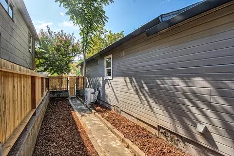 2720 Leland Ave, Redding, CA 96001 photo 28